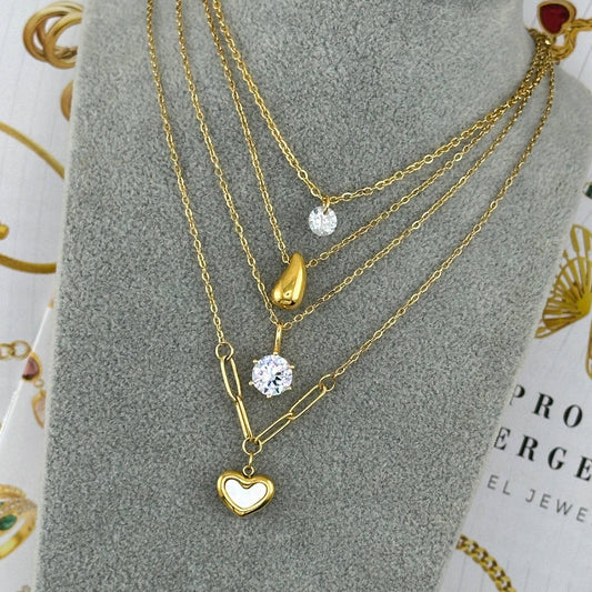 18K gold plated Stainless steel  Hearts necklace