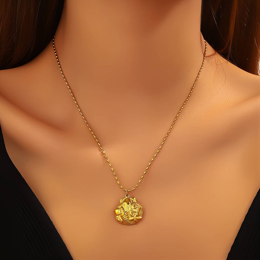 Seashells Necklace, 18K Gold Plated Steel
